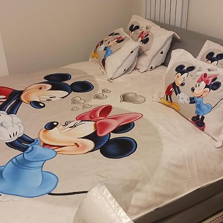 Trio Maria Lejlighed Otopeni Eksteriør billede